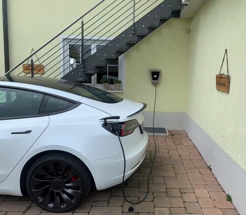 Schönes, helles Ferienappartement mitten im Naherhohlungsgebiet 