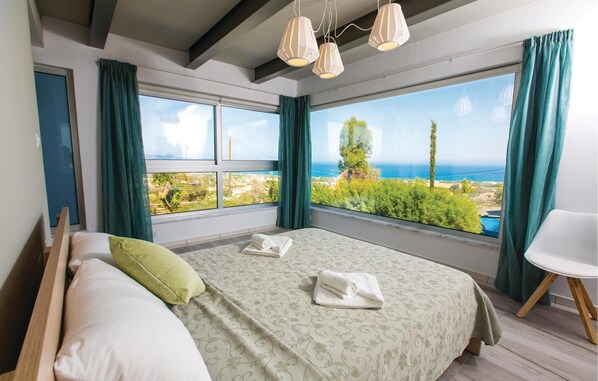 3 habitaciones, cuna de viaje, wifi gratis y ropa de cama 