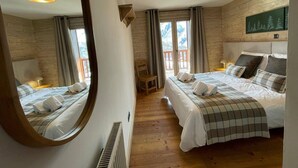 Room - Apartment for 6 with pool, spa, parking - Ski-in/Ski-out (Saint-Martin-de-Belleville)