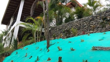 Enceinte de lâhĂ©bergement