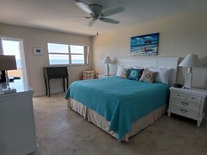 2 camere, una scrivania, ferro/asse da stiro, Wi-Fi gratuito