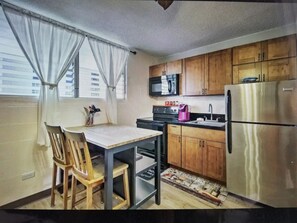 Fridge, microwave, oven, stovetop