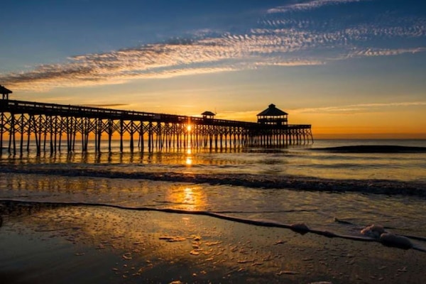 Beach nearby, sun-loungers