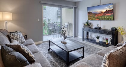 Superbe Condo 2Bd / 2Ba Old Town pour 6 personnes confortablement