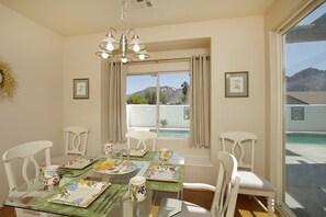 Dining -  La Casa Tranquila Offers Mountain Views, Privacy, Swimming and Hiking.. (La Quinta)