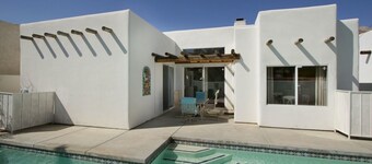La Casa Tranquila Offers Mountain Views, Privacy, Swimming and Hiking..