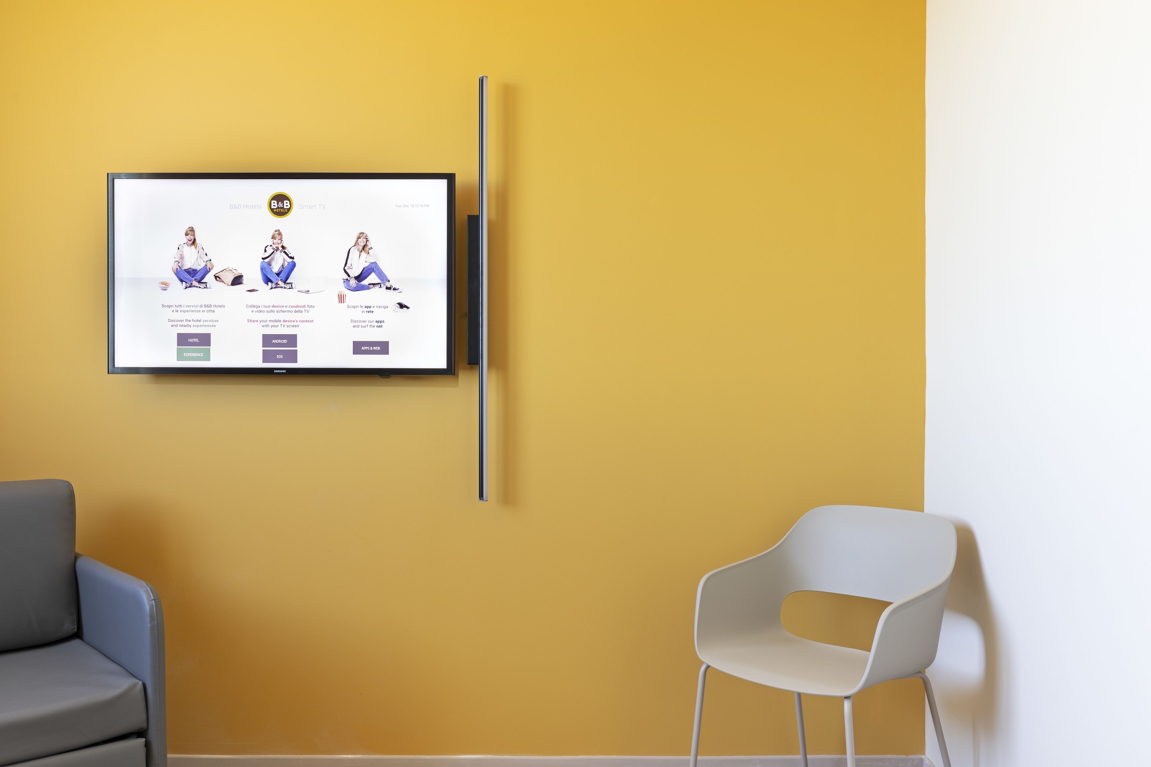 standard triple room, accessible, non smoking | in-room safe, desk, blackout curtains, soundproofing