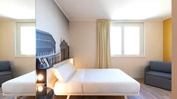 Standard Double Room, Non Smoking | In-room safe, desk, blackout drapes, soundproofing