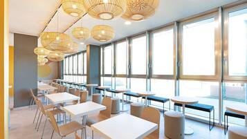 Daily buffet breakfast (EUR 9.5 per person)