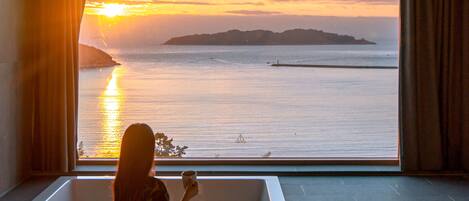 Rom – standard | Skrivebord, blendingsgardiner, wi-fi (inkludert) og sengetøy