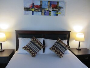 Habitación Deluxe doble, 2 camas de matrimonio, no fumadores | Vistas al jardín