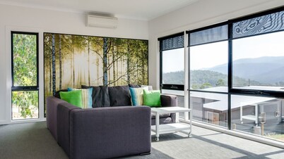 KINGS END - Modern, spacious house