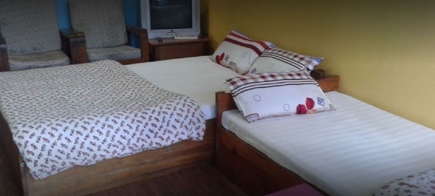 Rollaway beds, free WiFi