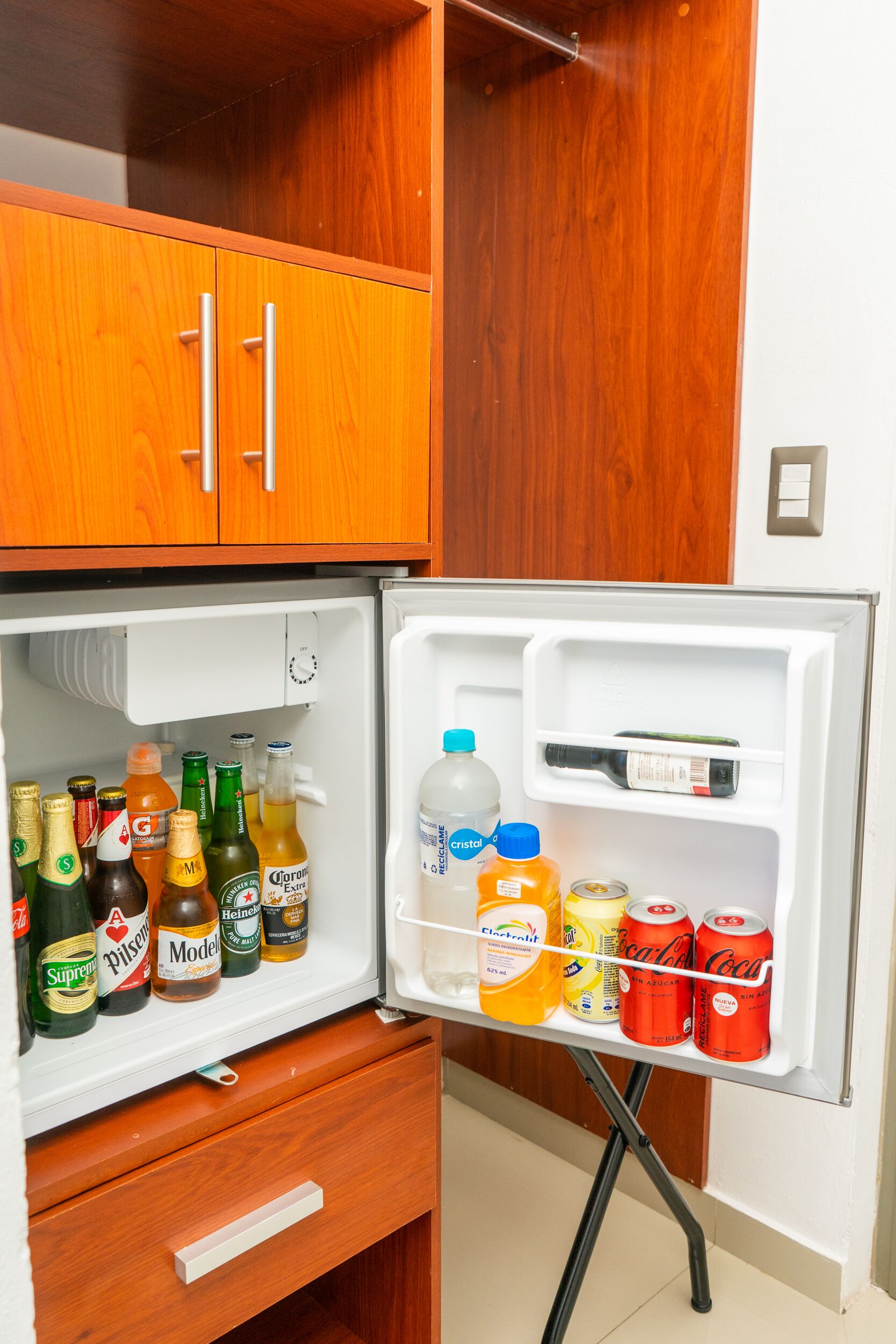 panoramic room, lake view | room amenity