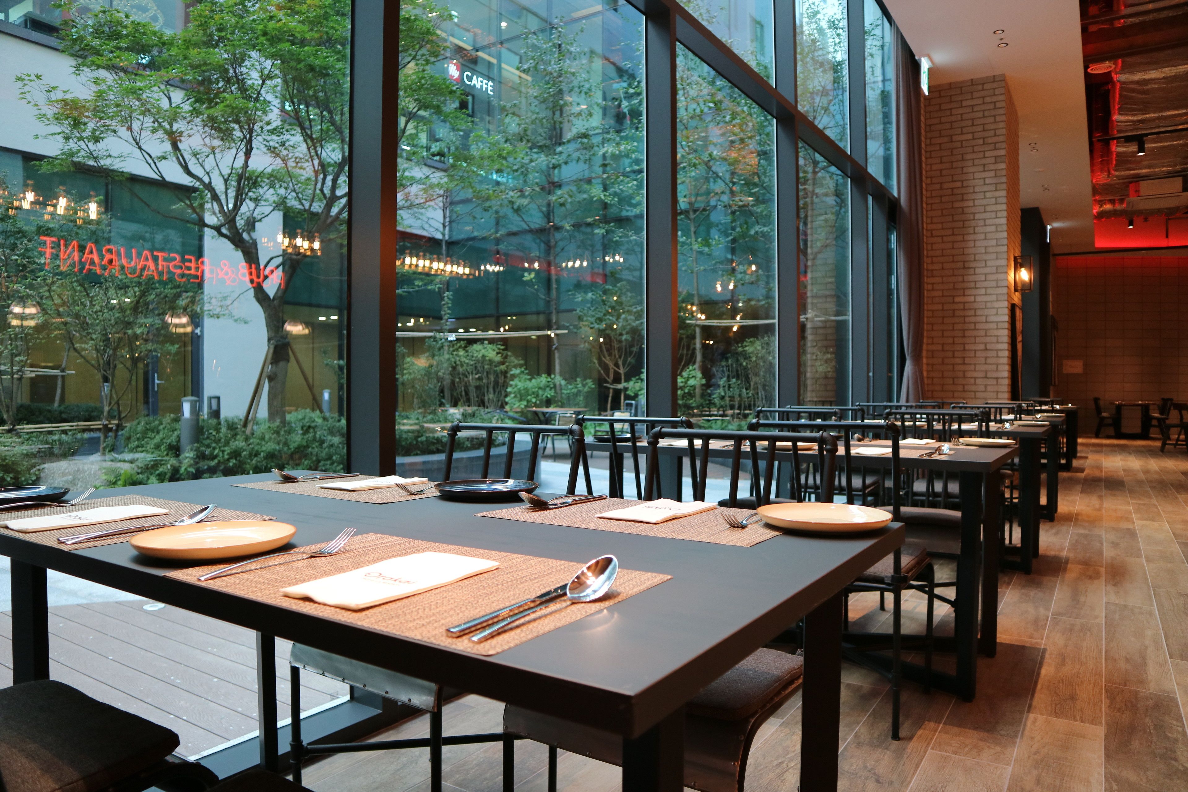 breakfast, lunch, dinner served; italian cuisine