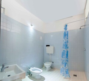 Shower - Holiday apartment with air conditioning (Bibione)