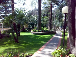 Property grounds - Studio mit Pool (Imperia)