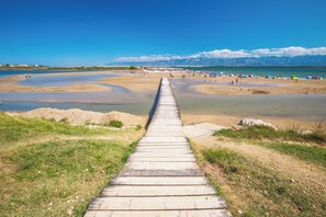 Beach nearby - Holiday apartment 200 m from the sea (Sabunike)
