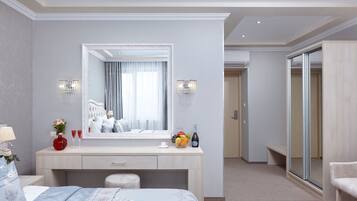 Sarapan ala kontinental setiap hari (RUB 250 per orang)