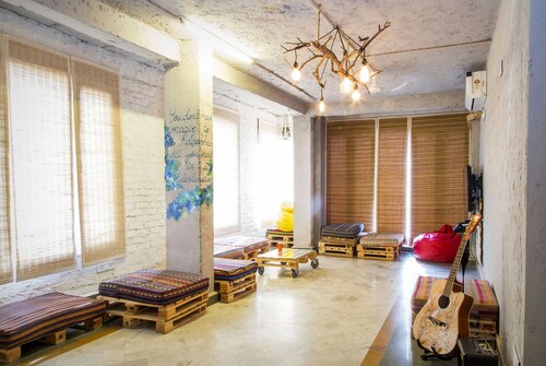 Jugaad Hostels