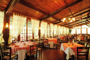 Dining - Bungalow with pool (Villanova d'Albenga)