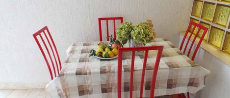 تناول الطعام