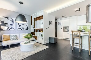 Premium Apartment, 1 Bedroom (nice2stay Oliwa Park 1) | Living area | 42-inch LCD TV with cable channels, TV - nice2stay Gdańsk Oliwa Park 2 (Gdansk)