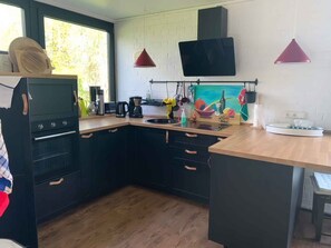 Kühlschrank, Ofen, Herdplatte