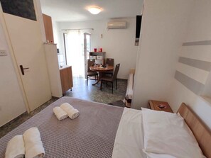 1 bedroom, WiFi