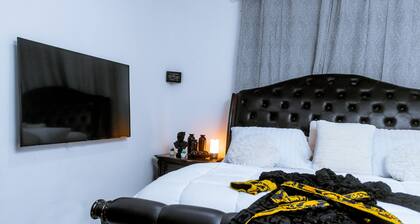 3 bedroom Executive House Ensuite