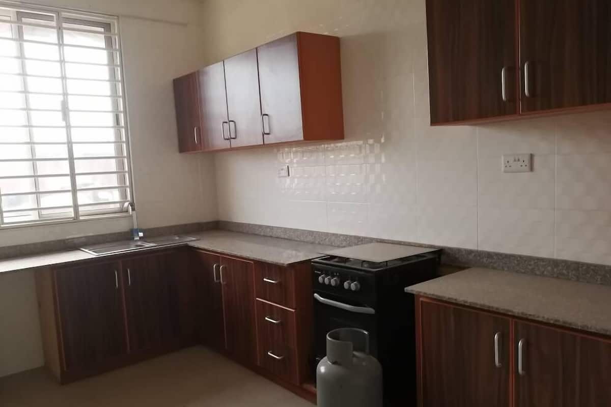 Comfort House, Non Smoking | Private kitchen | Fridge, oven, stovetop, cookware/dishes/utensils