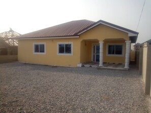 Front of property - 3 bedroom Executive House Ensuite (Kasoa)