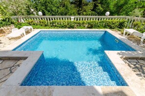 Indoor pool - Holiday apartment in a quiet location with pool (Crikvenica)