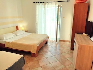 3 bedrooms, WiFi