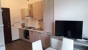 Appartamento, 1 camera da letto | Cucina privata | Frigorifero con congelatore, forno, piano cottura, lavastoviglie