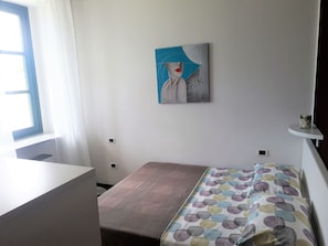 Apartemen, 1 kamar tidur | 1 kamar tidur dan setrika/meja setrika