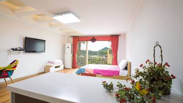 ์คํ ๋ฆฌ๋ฃธ 1 (13ํ) - ๋ง6์ธ ์ดํ ์ด๋ฆฐ์ด ์ถ๊ฐ์ ์ถ๊ฐ์นจ๊ตฌ ์ ๊ณต์์ | ๊ฐ๊ฐ ๋ค๋ฅธ ์คํ์ผ์ ์ธํ
๋ฆฌ์ด, ๊ฐ๊ฐ ๋ค๋ฅด๊ฒ ๊ฐ๊ตฌ ๋น์น, ์๋ง ์ปคํผ, ๋ฐฉ์ ์ค๋น