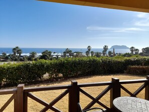 Appart'hôtel Lune de Miel | Vue sur la plage/l’océan