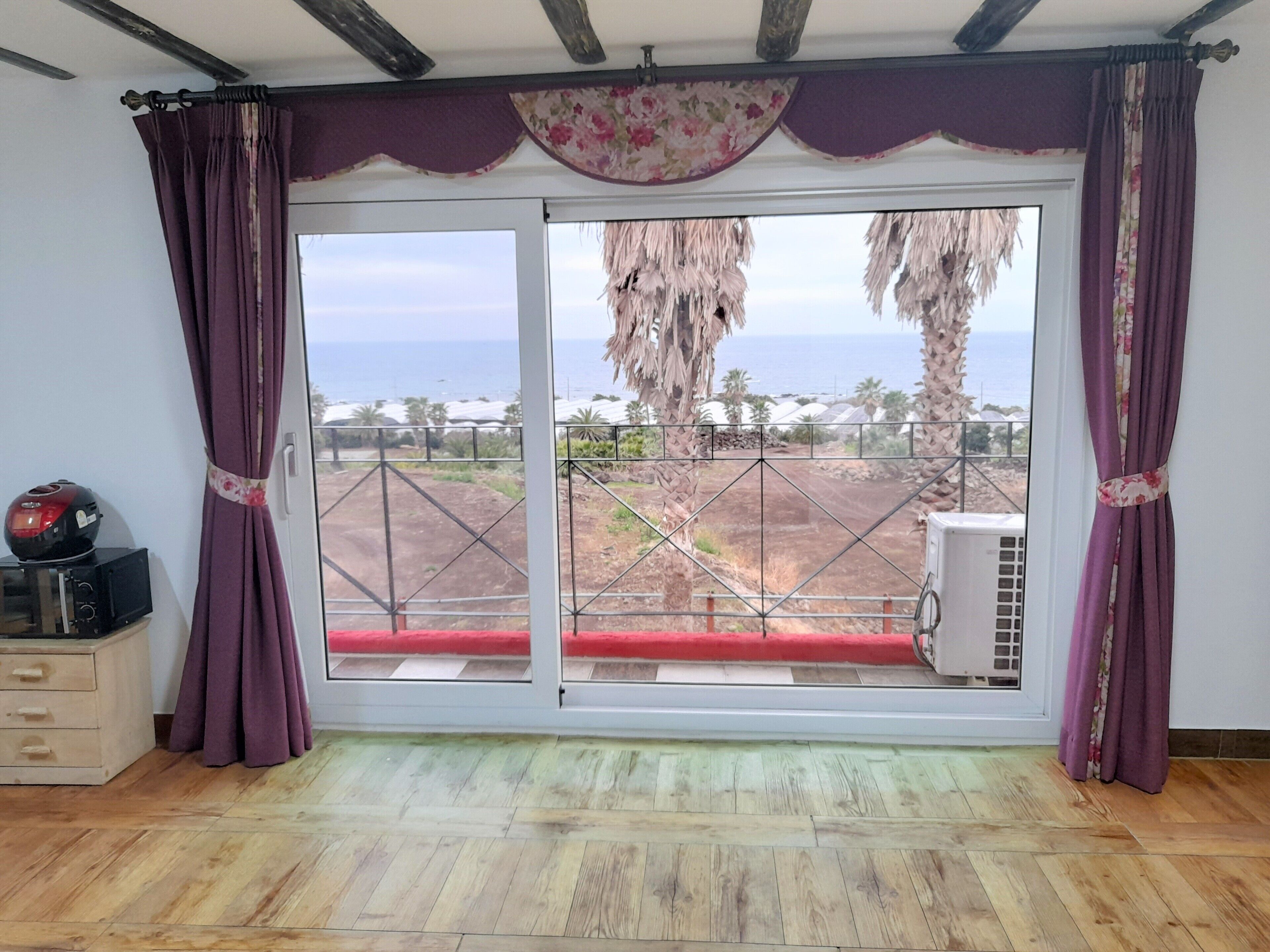 오렌지룸 - 만6세 이하 어린이 추가시 추가침구 제공없음 | 해변/바다 전망