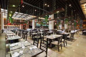 Desayuno buffet diario (CNY 98 por persona)