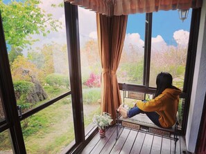 Double Room | Bathroom amenities | Free toiletries, hair dryer, slippers, towels