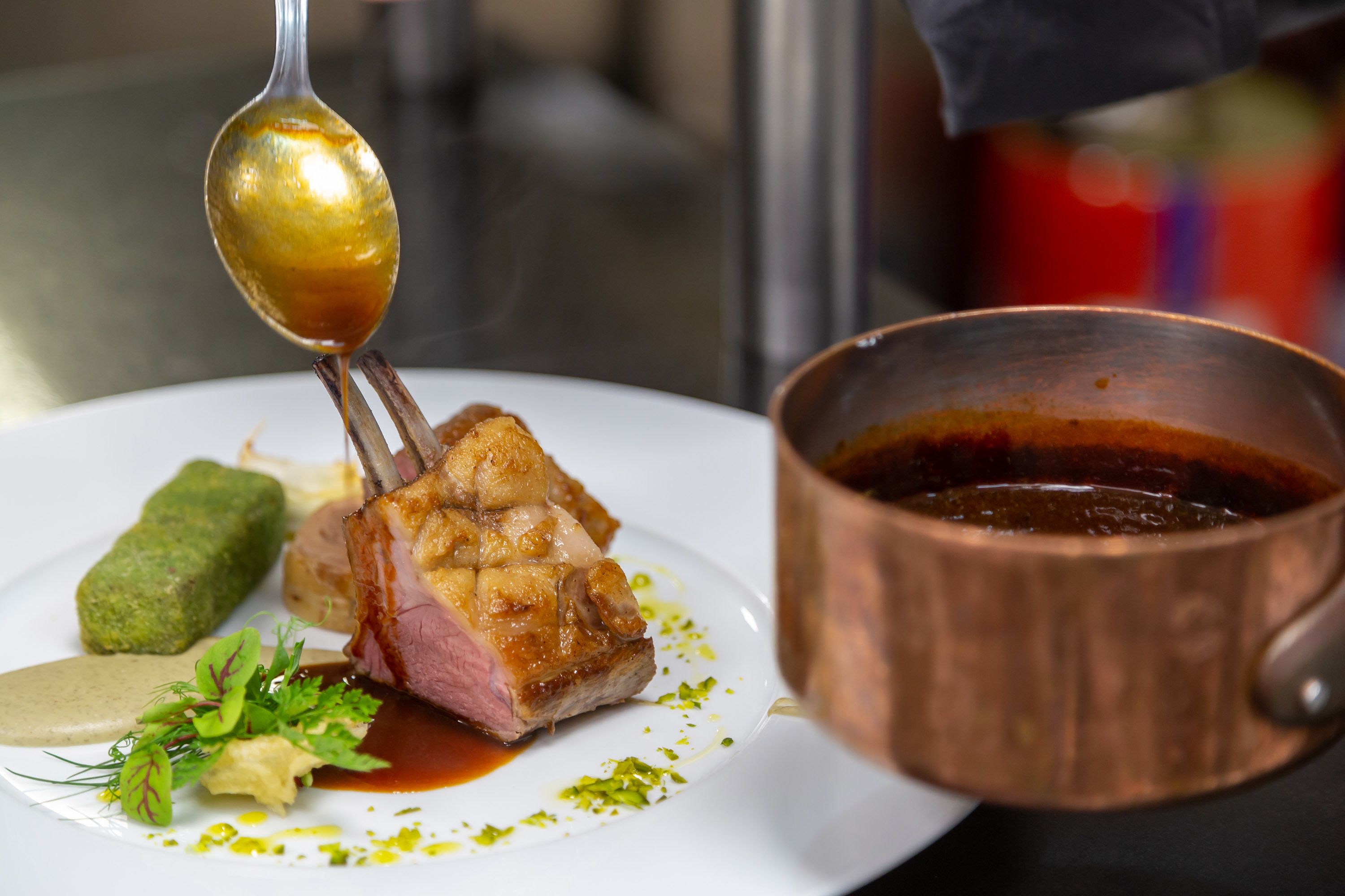 lunch and dinner served, french cuisine