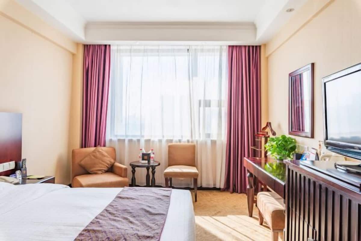 Desk, blackout curtains, iron/ironing board, free WiFi
