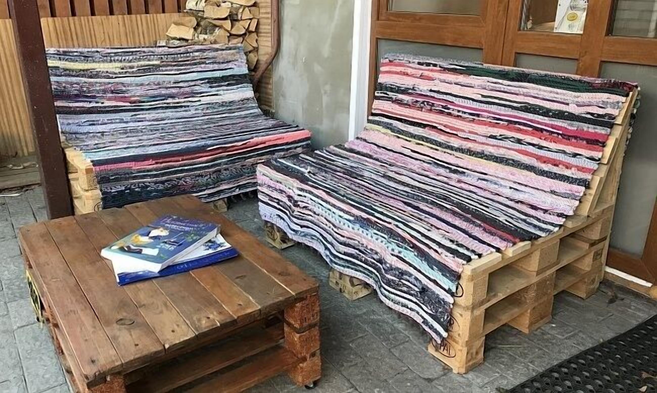 Shared Dormitory, Mixed Dorm (10 beds) | Meja, Wi-fi percuma, cadar katil 