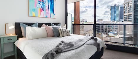 1 غرفة نوم ومكواة/لوح كي وأسرّة أطفال/رضّع وسرير سفر