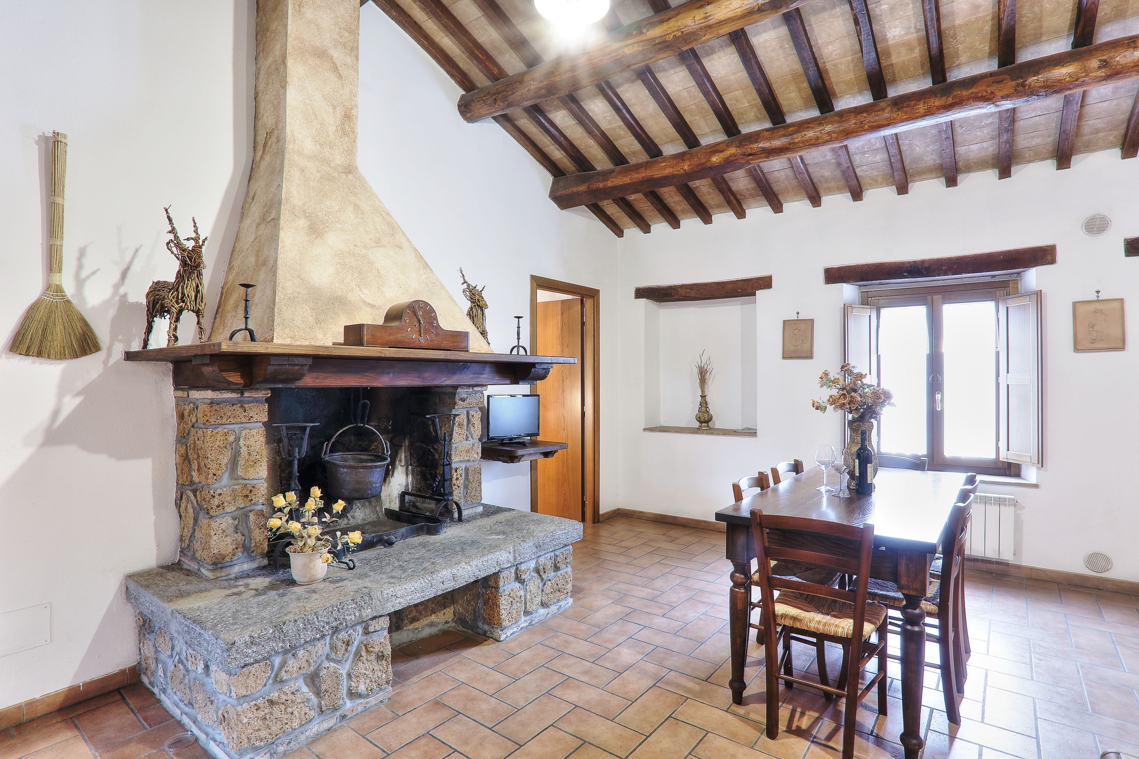 TV màn hình phẳng 