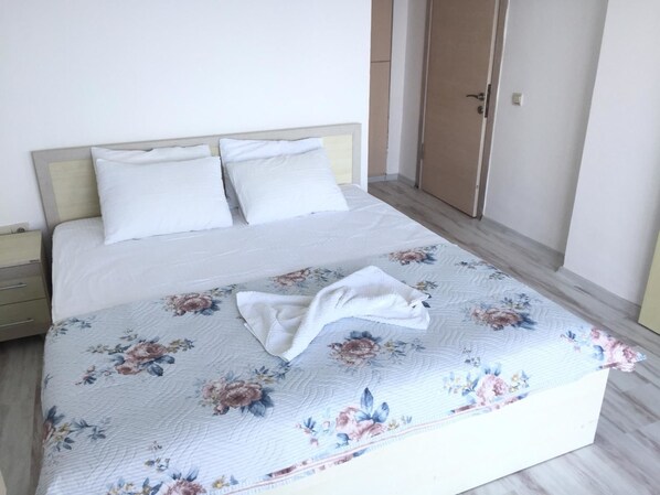 Apartment, Sea View