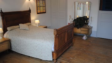 Tweepersoonskamer (La Marquise) | Gratis babybedden, gratis wifi, beddengoed