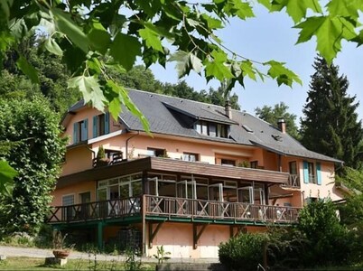 Logis Hôtel les Lodges Du Lac