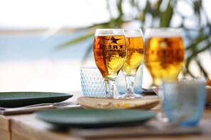 Breakfast, lunch and dinner served - Hostal Ses Negres (Begur)